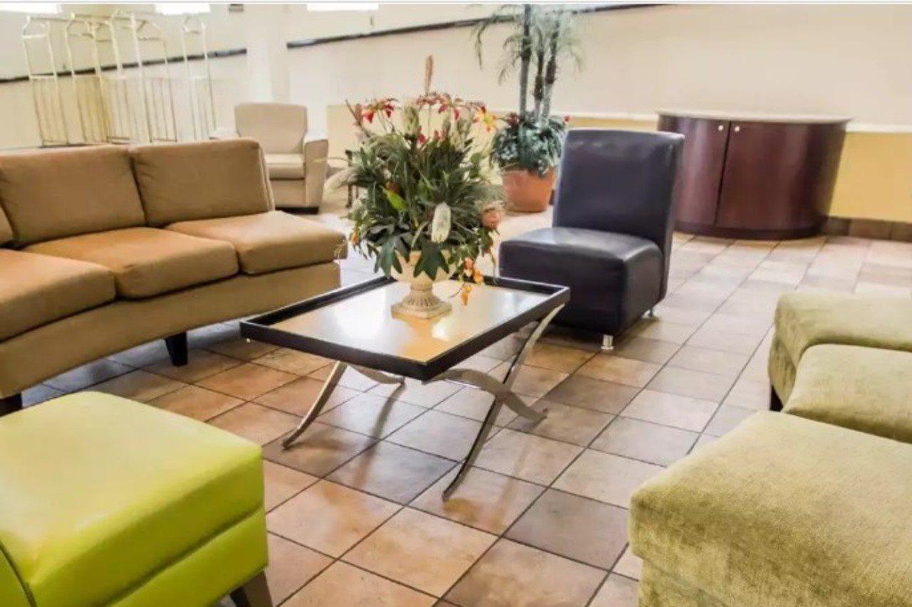 Quality Inn & Suites Winter Park Village Area Orlando Exterior photo