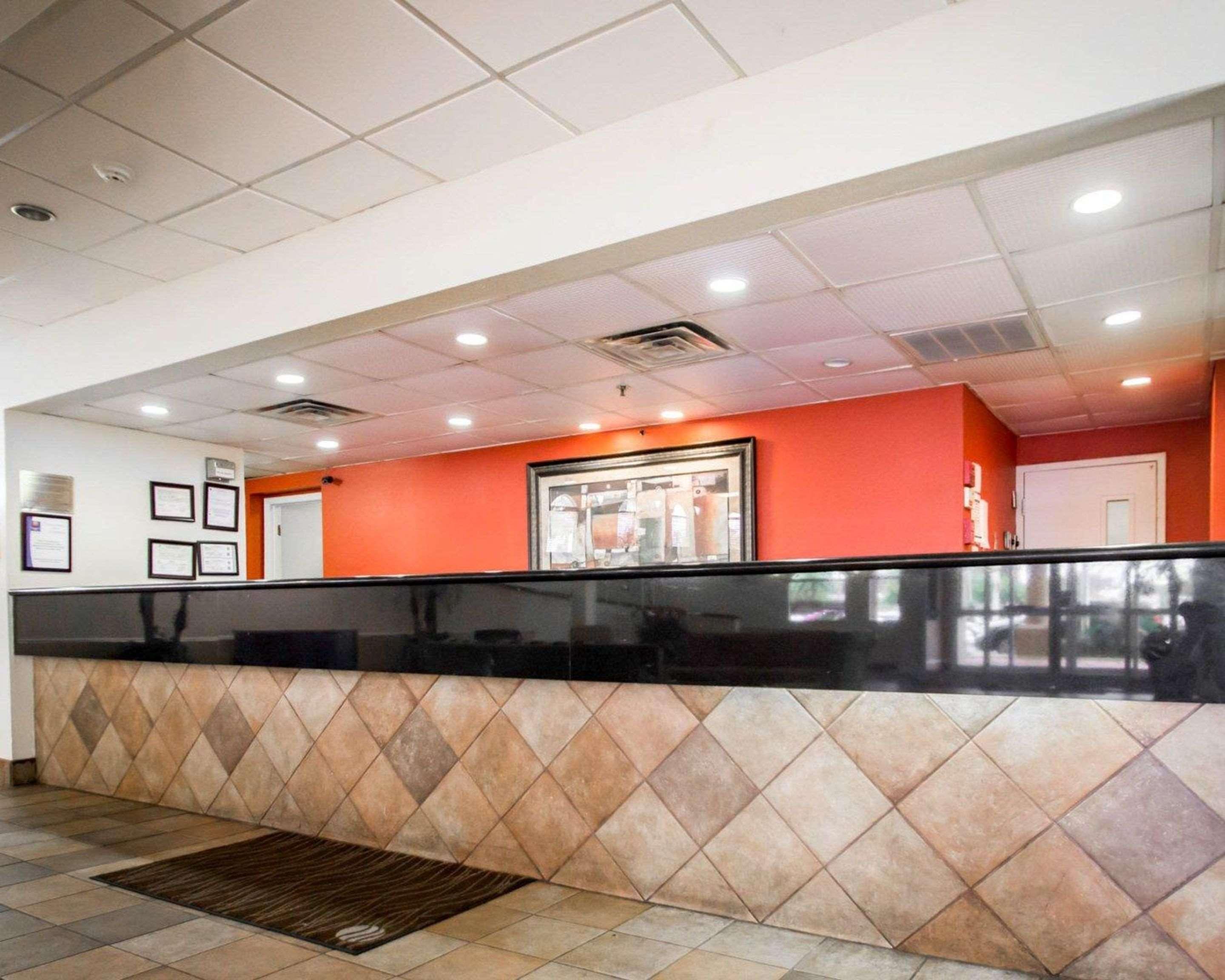 Quality Inn & Suites Winter Park Village Area Orlando Exterior photo