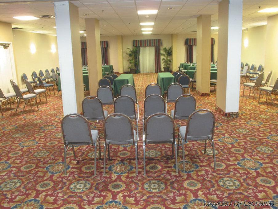 Quality Inn & Suites Winter Park Village Area Orlando Facilities photo