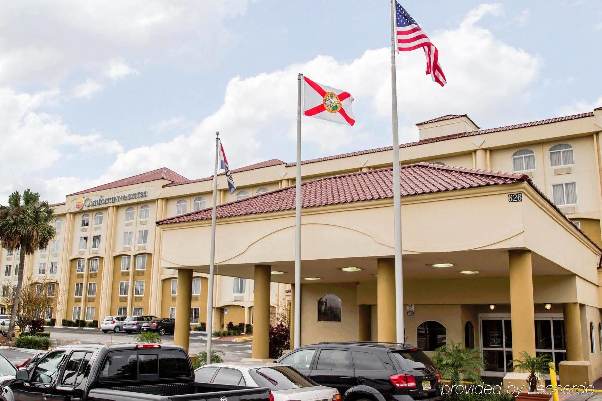 Quality Inn & Suites Winter Park Village Area Orlando Exterior photo